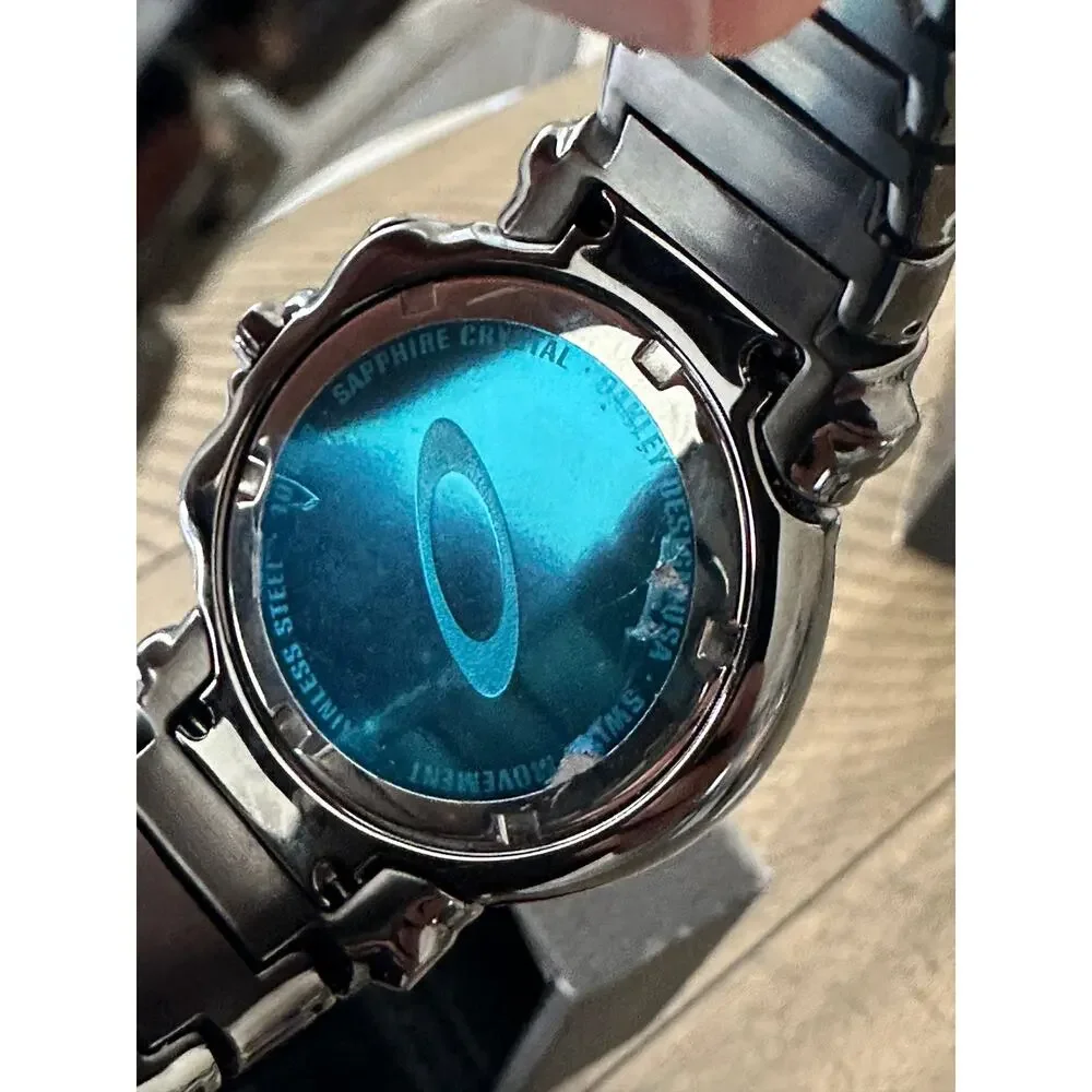 Oakley elevate your